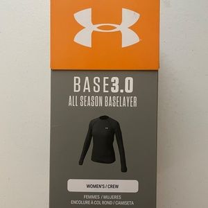 WOMEN'S UNDER ARMOUR BASE 3.0....CREW...SIZE XL...NEW IN BOX